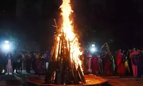 Bhogi celebrations: Minister Konda Surekha, MLA Nagaraju attend Ainavolu Brahmotsavams