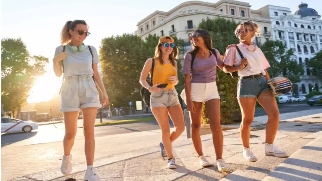 On cloud and comme des Garcons: A Dialogue Between Movement, Design, and Modern Identity On cloud and comme des Garcons: A Dialogue Between Movement, Design, and Modern Identity