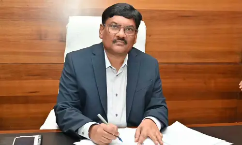 Civic chief felicitated