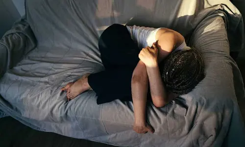 Simple Ways To Distract Yourself From Negativity