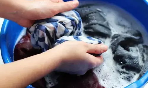 Smart Ways to Protect Your Hands During Winter Laundry