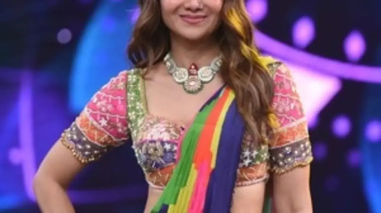 Shilpa Shetty stuns in backless black mini dress at Bollywood party