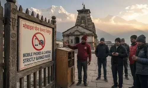 Uttarakhand Prohibits Mobile Phones And Cameras Inside Char Dham Temple Premises