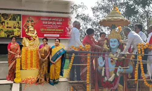 Nandamurifamily, film fraternity & fans pay rich tributes to legendary NTR