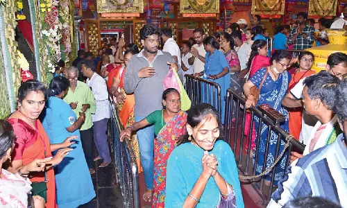 Heavy rush at temple as Sankranti holidays end