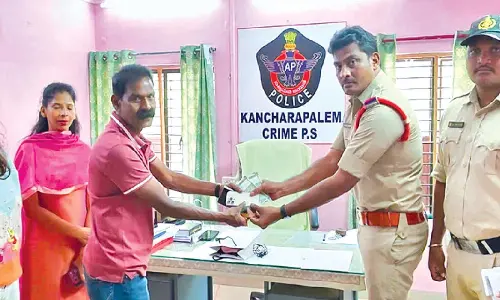 Cops recover lost bag of valuables and cash within eight hours