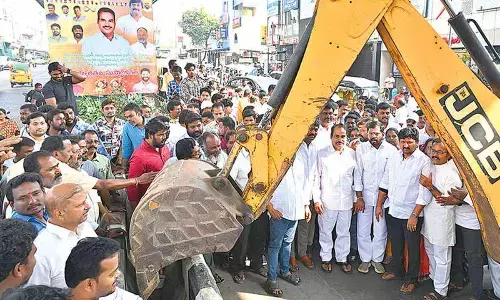 Divider removed for commuter convenience: MLA Arani