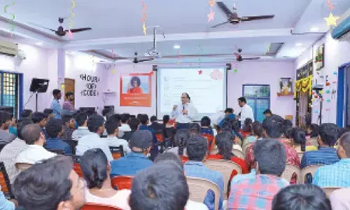 Sri Sathya Sai launches free Data Engg program for the jobless