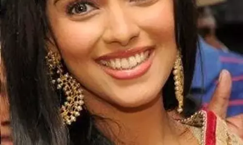 Asin celebrates 10th wedding anniversary, husband Rahul Sharma Serenades her with ‘All of Me’