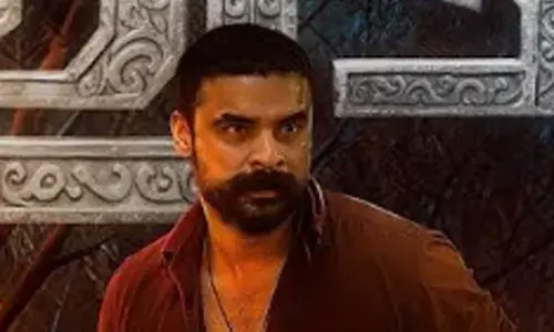 ‘Palli Chattambi’ motion poster showcases Tovino Thomas intense avatar