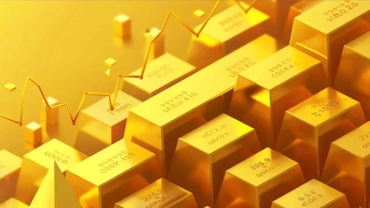 Gold smashes Rs 1.5-lakh mark for first time Gold smashes Rs 1.5-lakh mark for first time