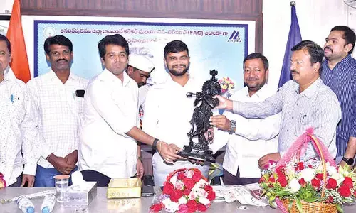 AHUDA VC bids farewell, felicitated