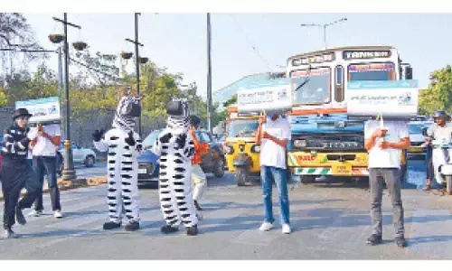 Traffic police step up drive against road violations