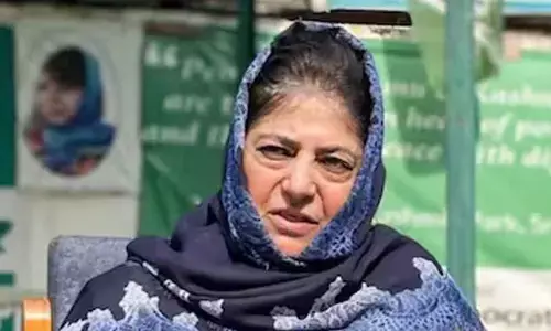 Valley incomplete without Kashmiri Pandits: Mufti