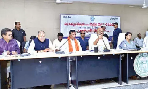 Dharmapuri urges swift completion of devpt works