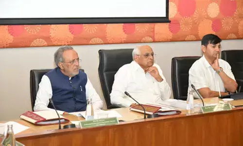 Australian Envoy meets Gujarat CM, explores collaboration on Olympics and renewable energy