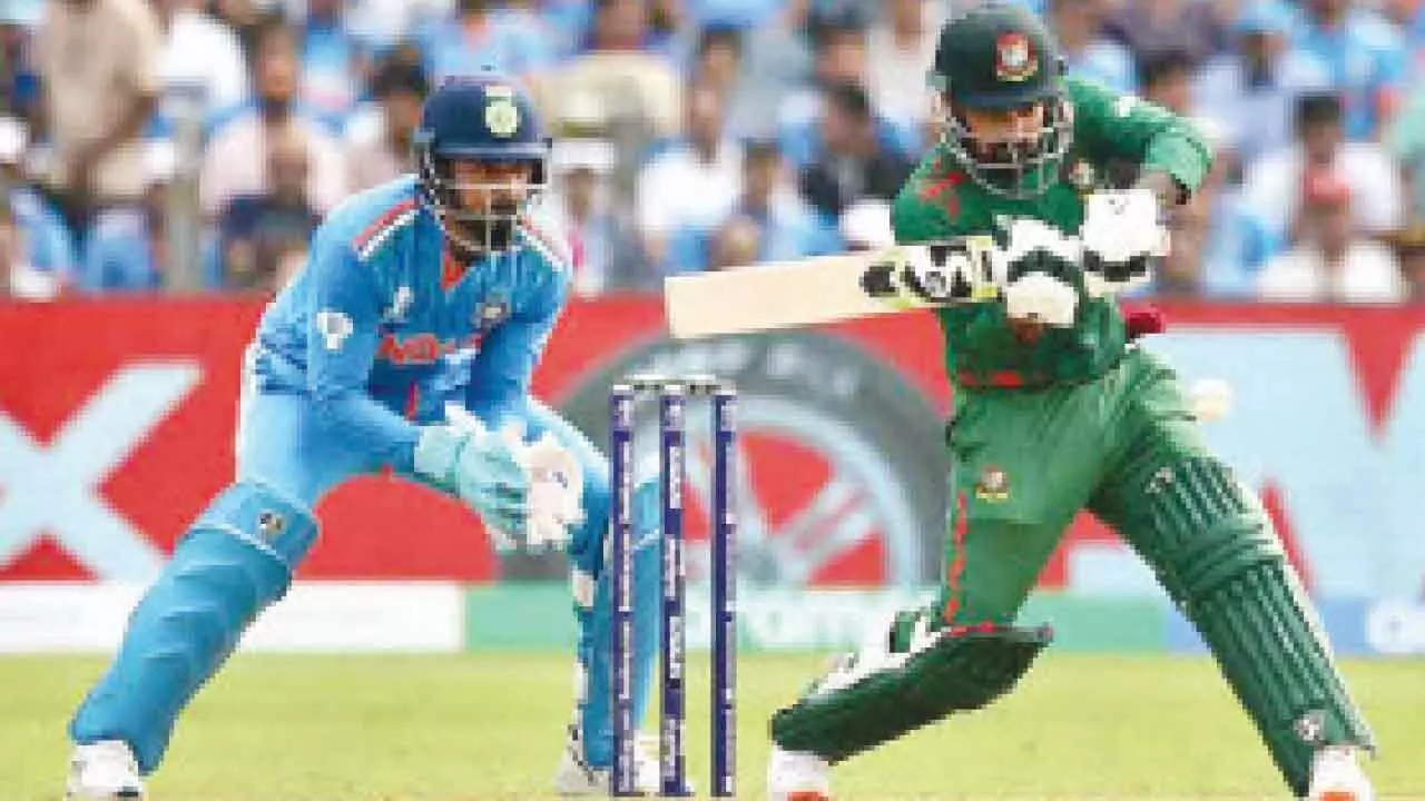 HC pulls up law student over PIL against B’desh HC pulls up law student over PIL against B’desh