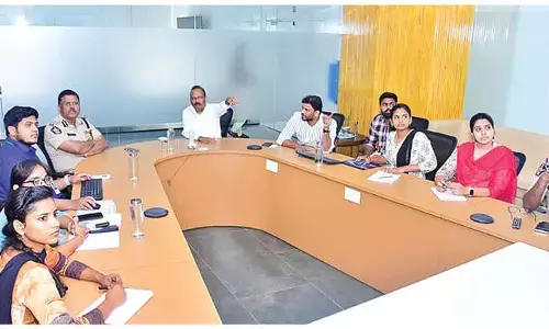 CP meets Efftronics chief CP meets Efftronics chief