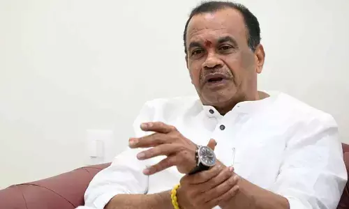 Komatireddy Sr kicks off Malkajgiri civic poll drive