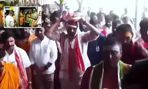 Pawan Kalyan Offers Prayers at Kotappakonda Temple Pawan Kalyan Offers Prayers at Kotappakonda Temple