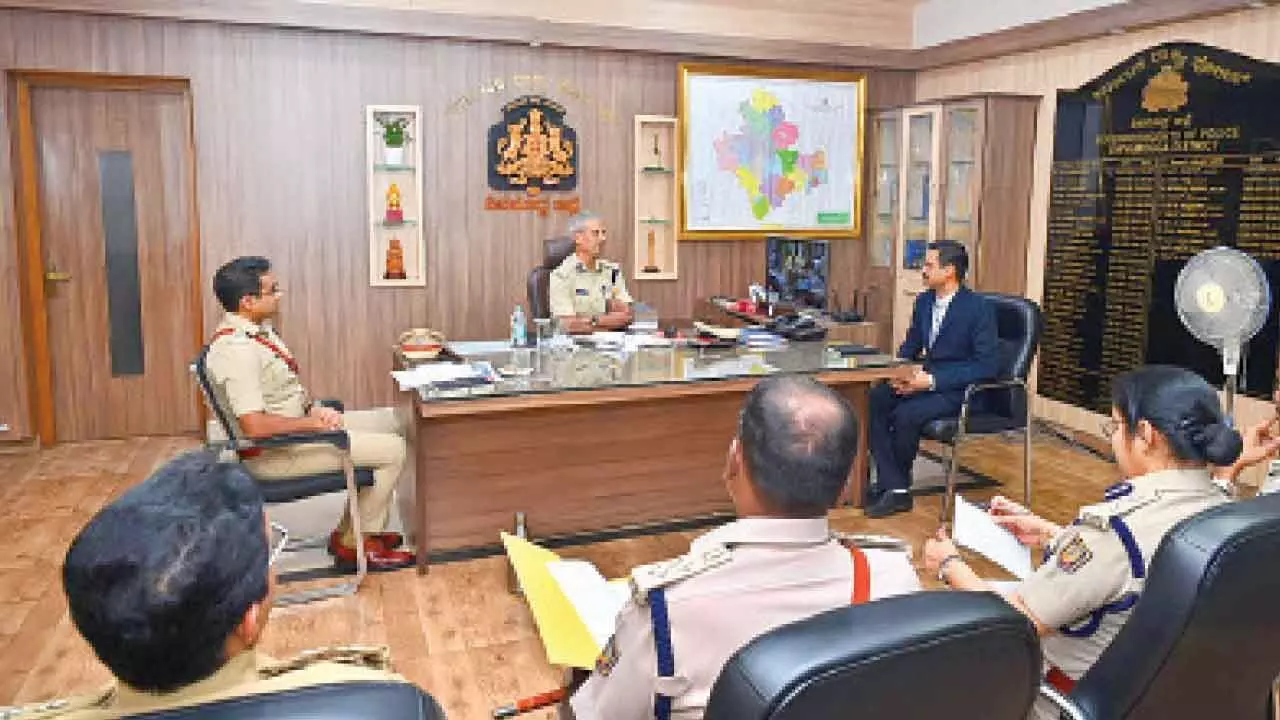 DGP Alok Kumar inspects Shivamogga central jail DGP Alok Kumar inspects Shivamogga central jail