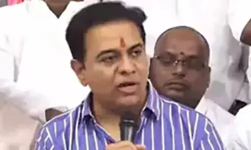 KTR Appears Before SIT in Phone-Tapping Case KTR Appears Before SIT in Phone-Tapping Case