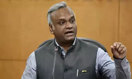 Priyank accuses Guv of disrespecting national anthem, Constitution Priyank accuses Guv of disrespecting national anthem, Constitution