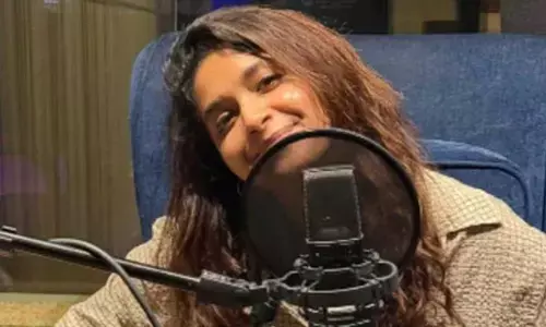 Keerthy Suresh shares nine-hour dubbing day studio snap; fans thrilled Keerthy Suresh shares nine-hour dubbing day studio snap; fans thrilled