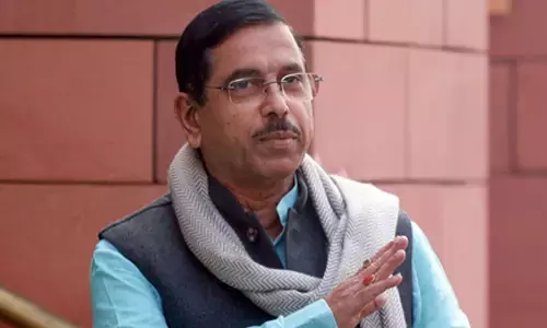 Centre approves procurement of 1 lakh tonnes of chickpea from Ktaka at MSP: Pralhad Joshi