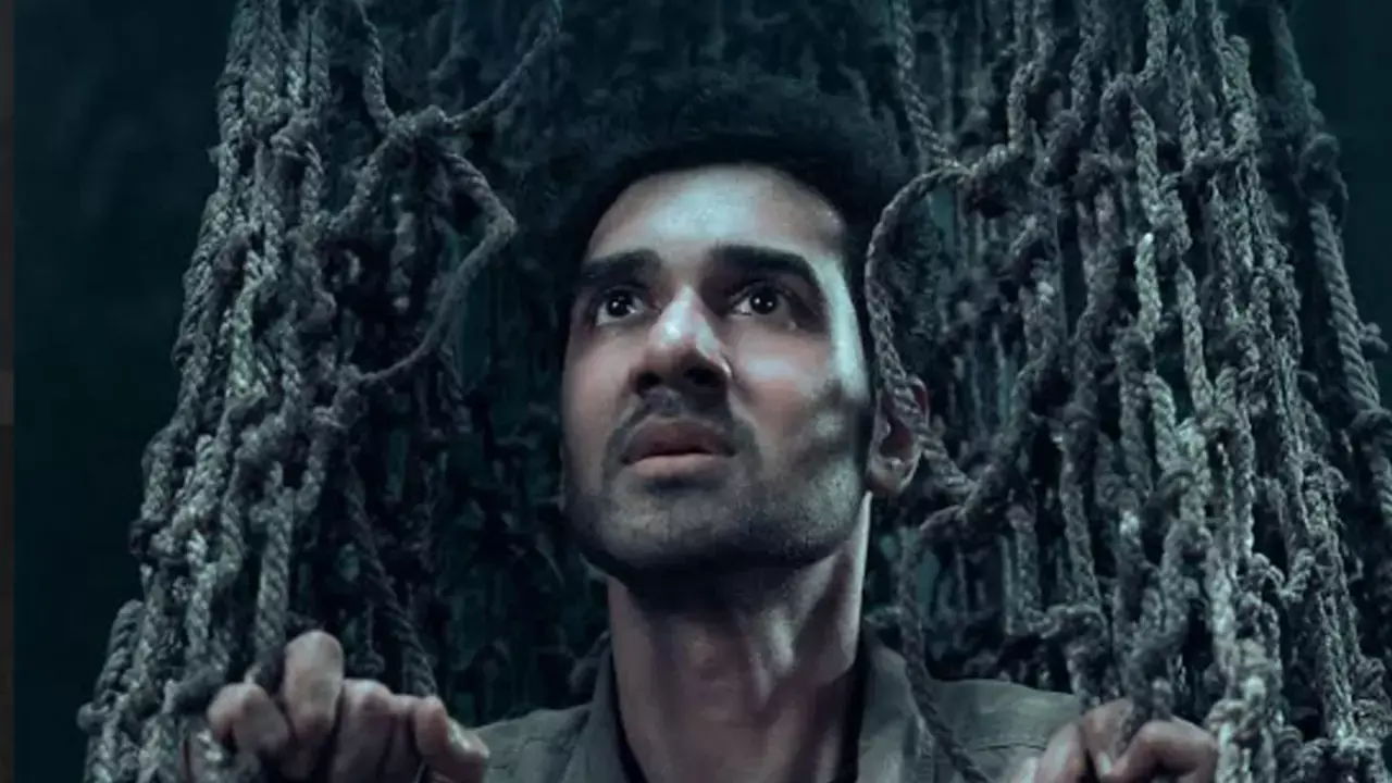 ‘Raakaasaa’ glimpse clicks with witty humour ‘Raakaasaa’ glimpse clicks with witty humour