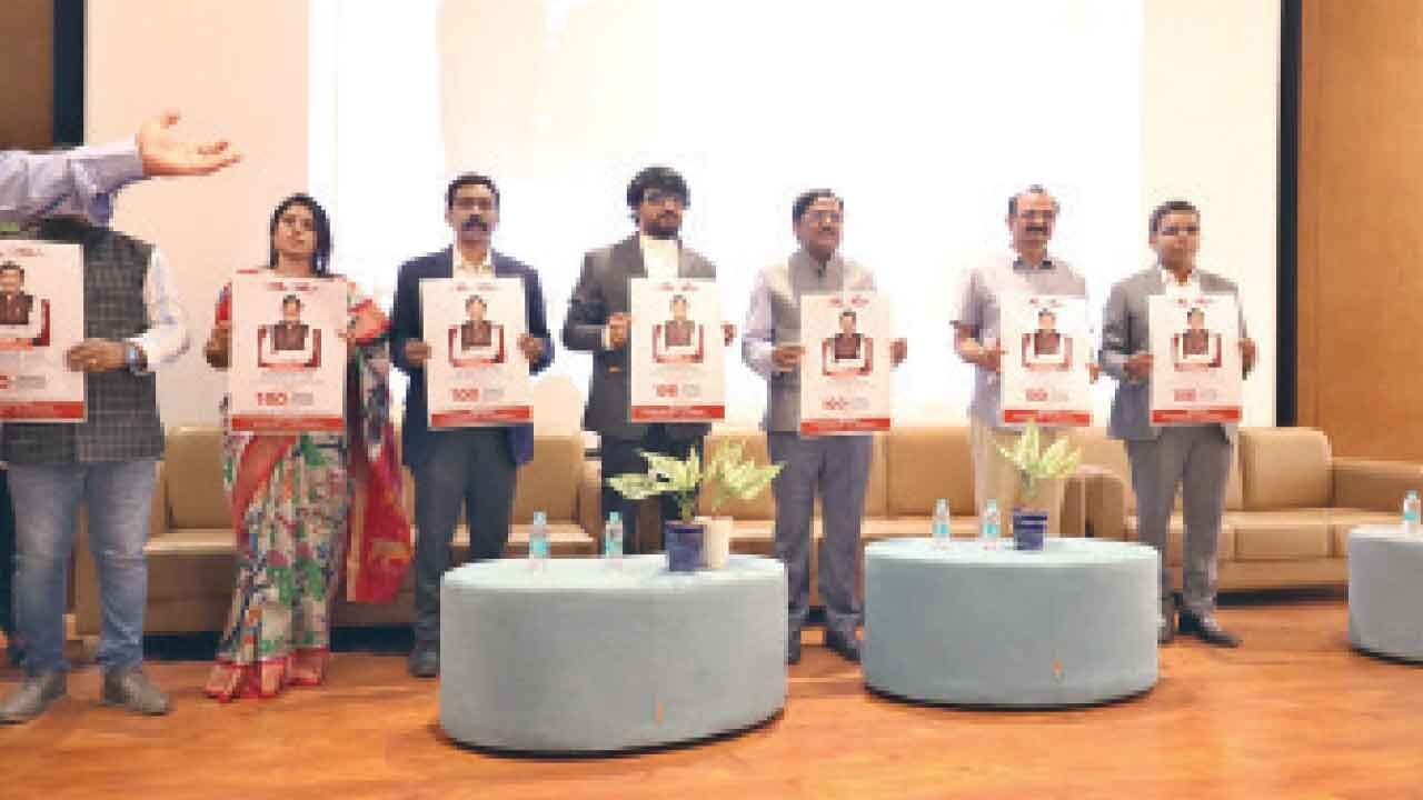 Minister Vivek inspires students on discipline and life goals