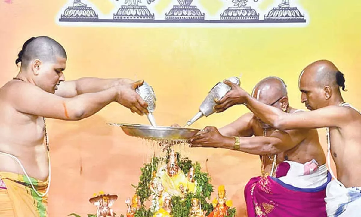 Adyanostavalu begins at Patagutta temple Adyanostavalu begins at Patagutta temple