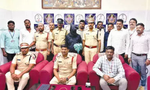 Renigunta railway police arrest cyber criminal