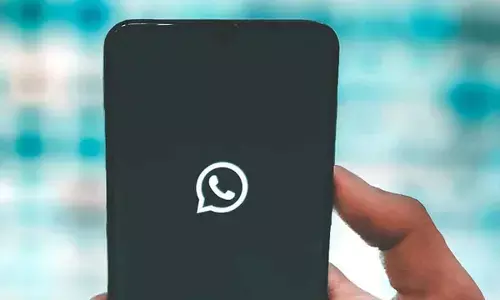 WhatsApp Tests Group Chat History Sharing for New Members on iPhone