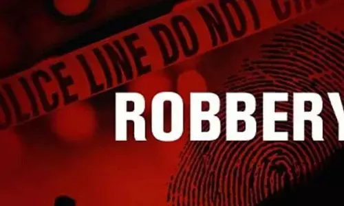 Con artists use fake cleaning powder trick