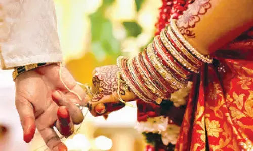 Woman claims Rs 15L fraud by ‘Canadian businessman’