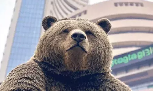 Markets slump nearly 1% amid broad-based selling