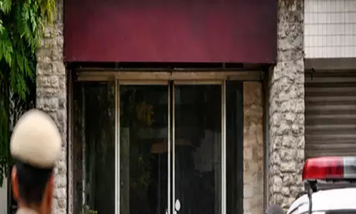 J&K: Nagrota hotel sealed for alleged illegal activities, police initiate action J&K: Nagrota hotel sealed for alleged illegal activities, police initiate action