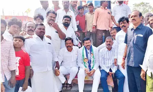 Complete shutdown in Alur demanding Adoni district