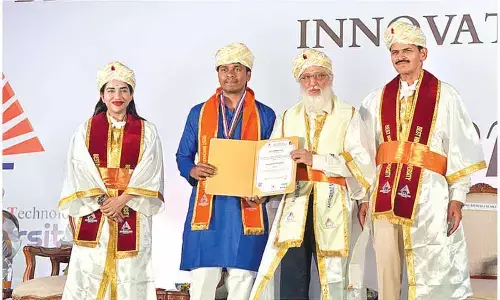 Students told to pursue meaningful goals Students told to pursue meaningful goals