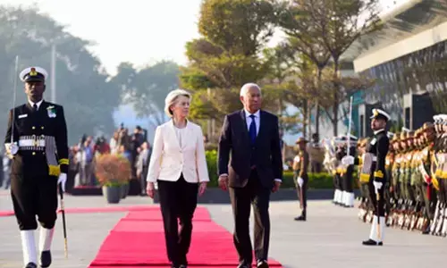 EU leaders receive ceremonial welcome and Guard of Honour in India