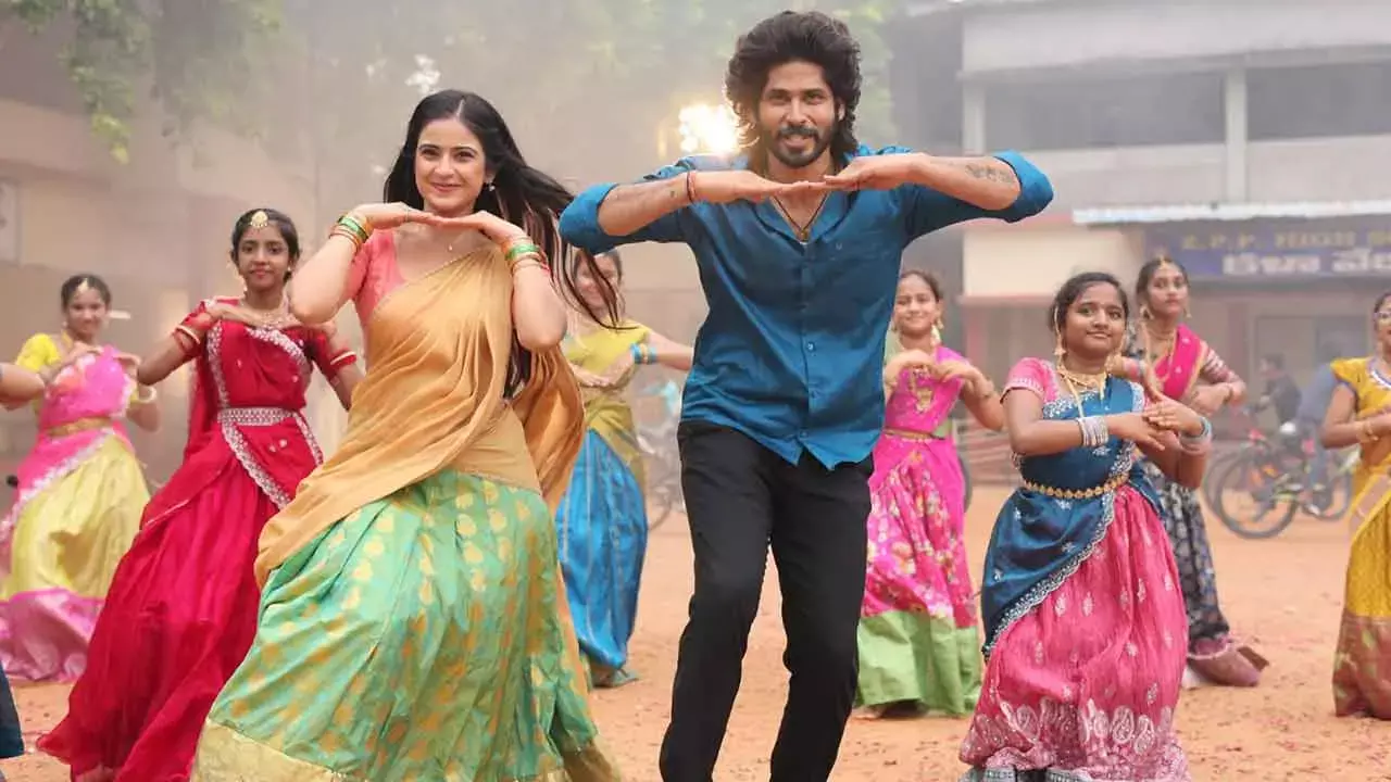 ‘Sumathi Sathakam’ drops romantic track “Sumathi Sumathi”