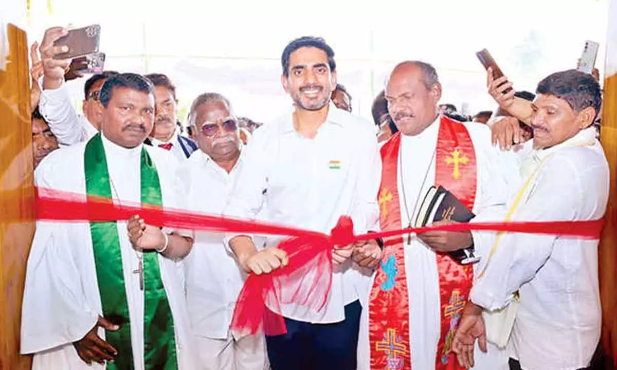 Lokesh calls for unity to make Mangalagiri a model constituency Lokesh calls for unity to make Mangalagiri a model constituency