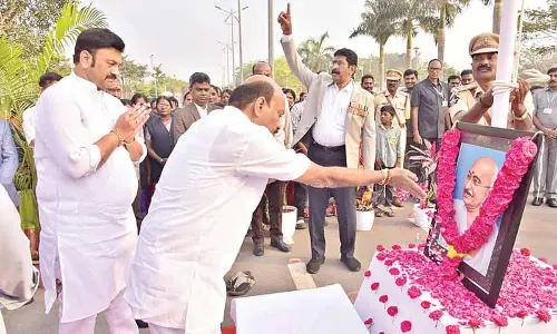 Speaker stresses democratic duties, proposes reforms