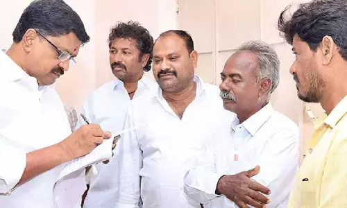 Minister assures time-bound delivery of public services