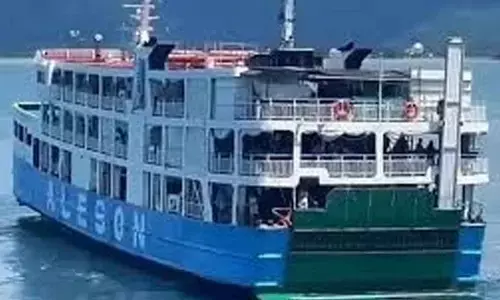 18 killed as ferry carrying 350 people sinks off Philippines