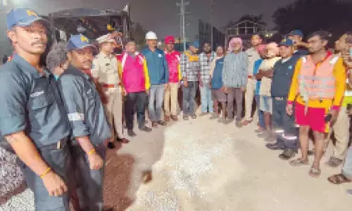 HYDRAA swings into action; rescues 9 persons trapped in Mir Alam Tank