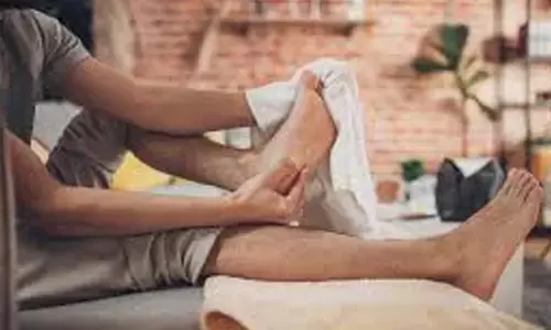 Say Goodbye to Winter Foot Odour With This Easy Two-Ingredient Home Soak