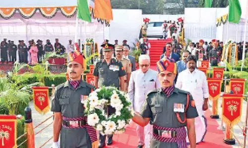 Governor leads solemn wreath laying ceremony on 77th Republic Day