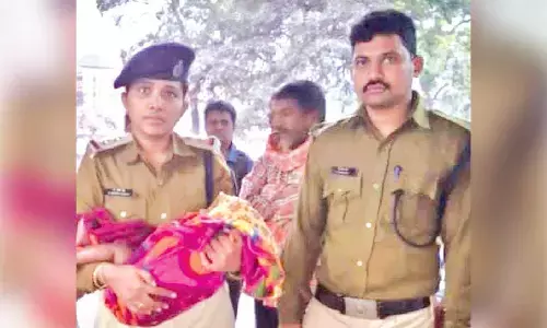 RPF members rescue infant abandoned in auto